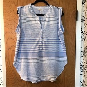 Sleeveless casual top, dress up or down